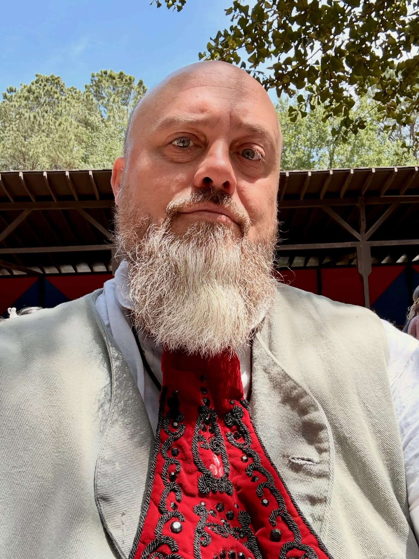 I would like, if I may, celebrate Tim Curry’s birthday on the closing day of @sherwoodforestfaire #rhps