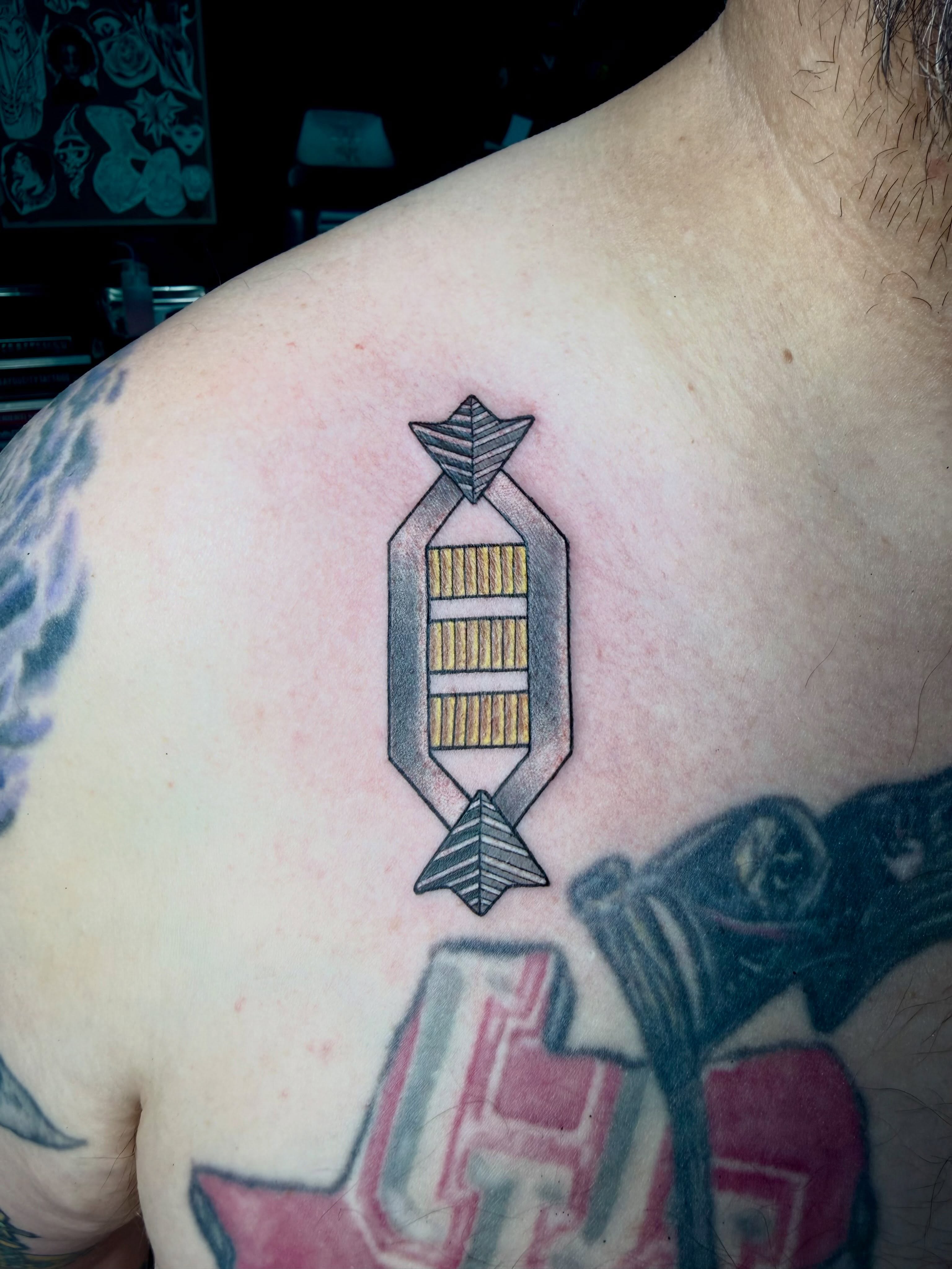 (In jack Sparrow voice) 
There should be a Captain on there. 
Thanks to @kiwi.tattoos96 for great work as always!
#startrek #startrek60 #stwok #captain